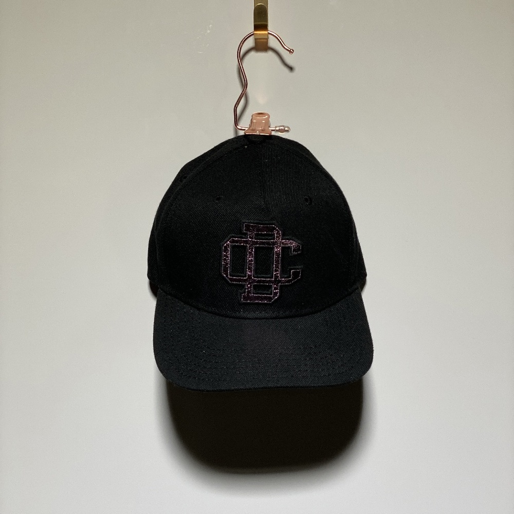 DSQUARED2 BLACK EBALM SNAPBACK